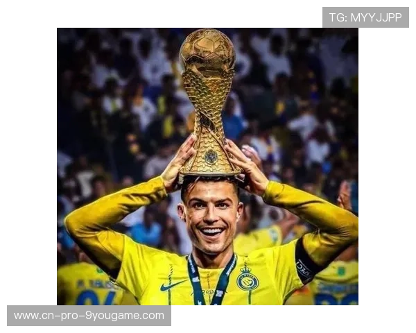 C罗不负众望，曼联再次轻松击败对手，稳居英超前四